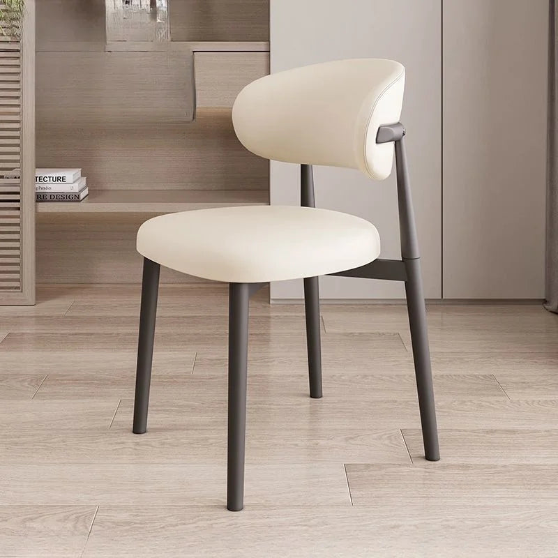 Moderne Nordic Eetkamerstoel – PU Lederen Zitting | Luxe & Comfortabel