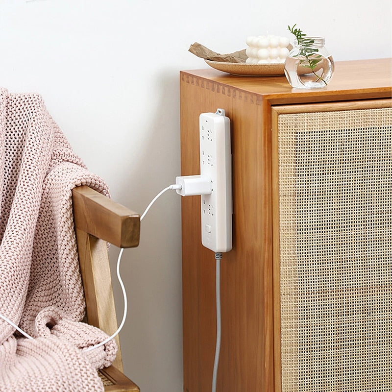 Plakbare afneembare stekkerdoos ophanging - Design Meubelz