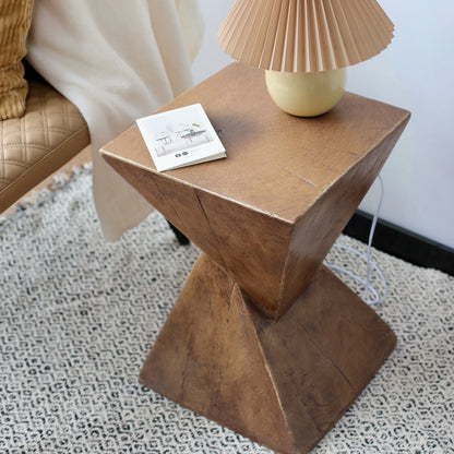Lichtgewicht Beton Bijzettafel – Moderne Geometrische Sidetable – Voor Binnen & Buiten