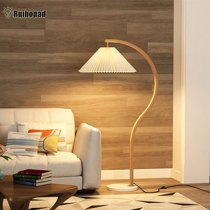 Nordic Houten LED Vloerlamp – Minimalistisch Design – Voor Slaapkamer, Woonkamer & Hoekdecoratie